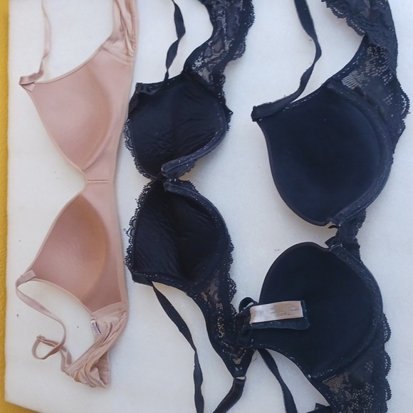 VICTORIA SECRET + PINK Lace and Smooth Finish Bra Set of 3 Bras - Picture 2 of 3